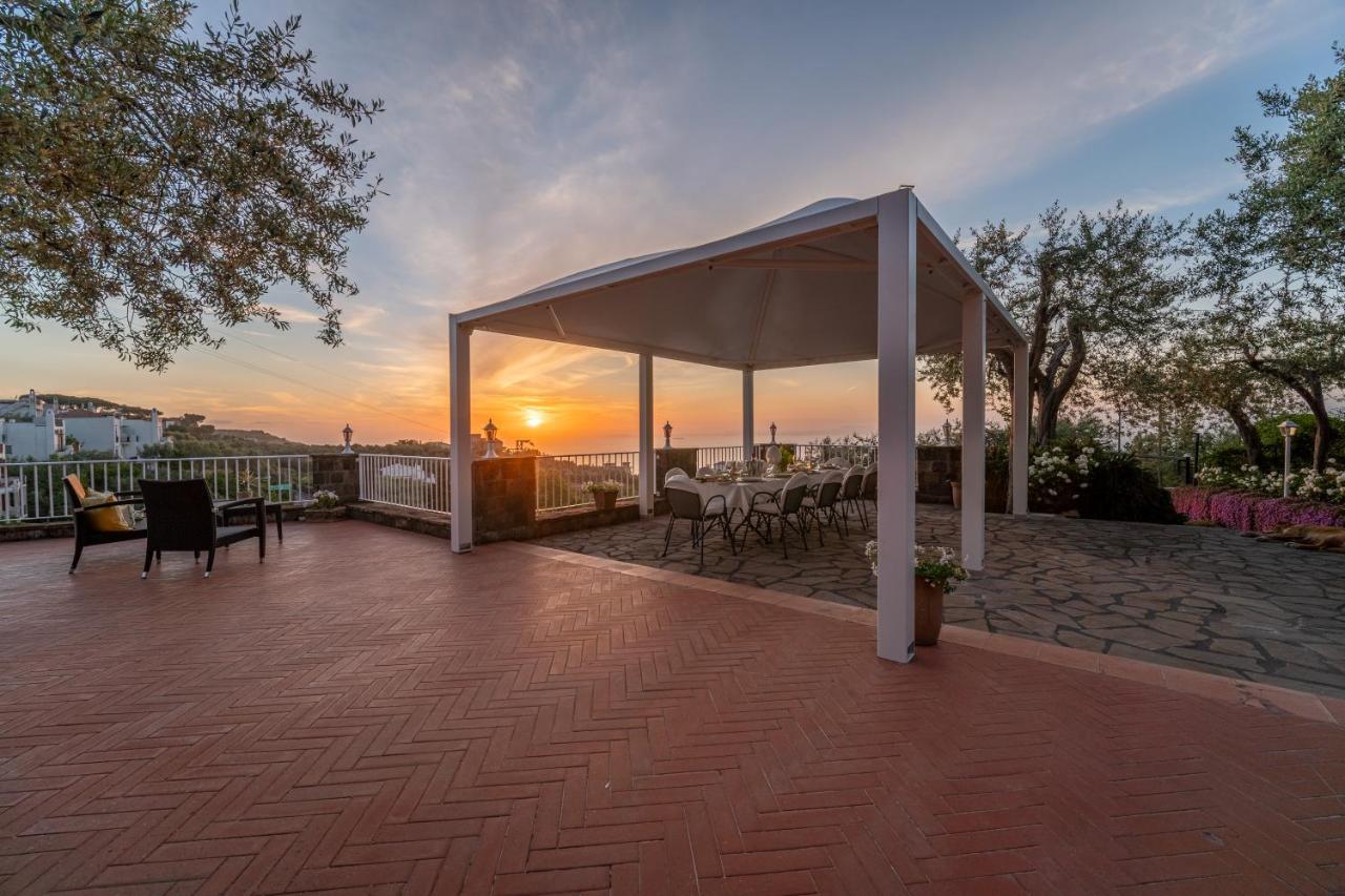 Villa Carolina Sorrento Private Heated Pool And Sea View Exterior photo
