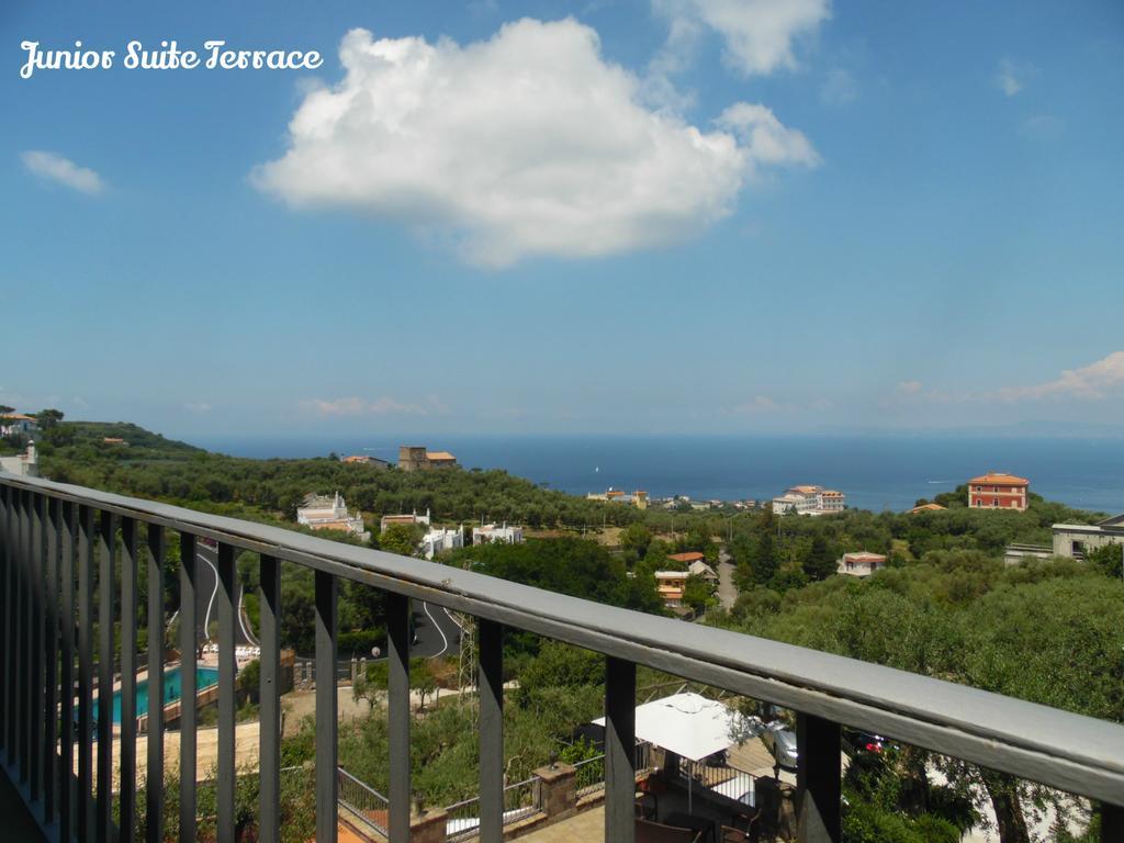 Villa Carolina Sorrento Private Heated Pool And Sea View Room photo